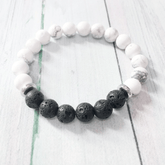 Bracelet en Howlite et Pierre de Lave | Lithothérapie Stéphanie