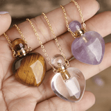 Collier Bouteille de Parfum en Pierre Naturelle