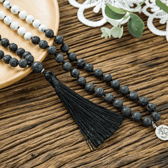 Collier Mala en Howlite Blanche et Pierre de Lave | Lithothérapie Stépahnie