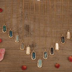 Collier Ovale en Pierre Naturelle