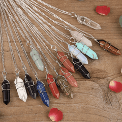 Collier Pointe en Pierre Naturelle