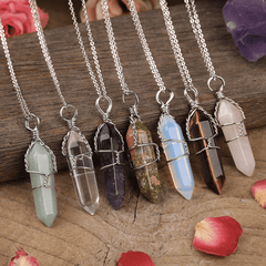 Collier Pointe en Pierre Naturelle