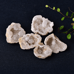 Petite Géode de Quartz Blanc | Lithothérapie Stéphanie